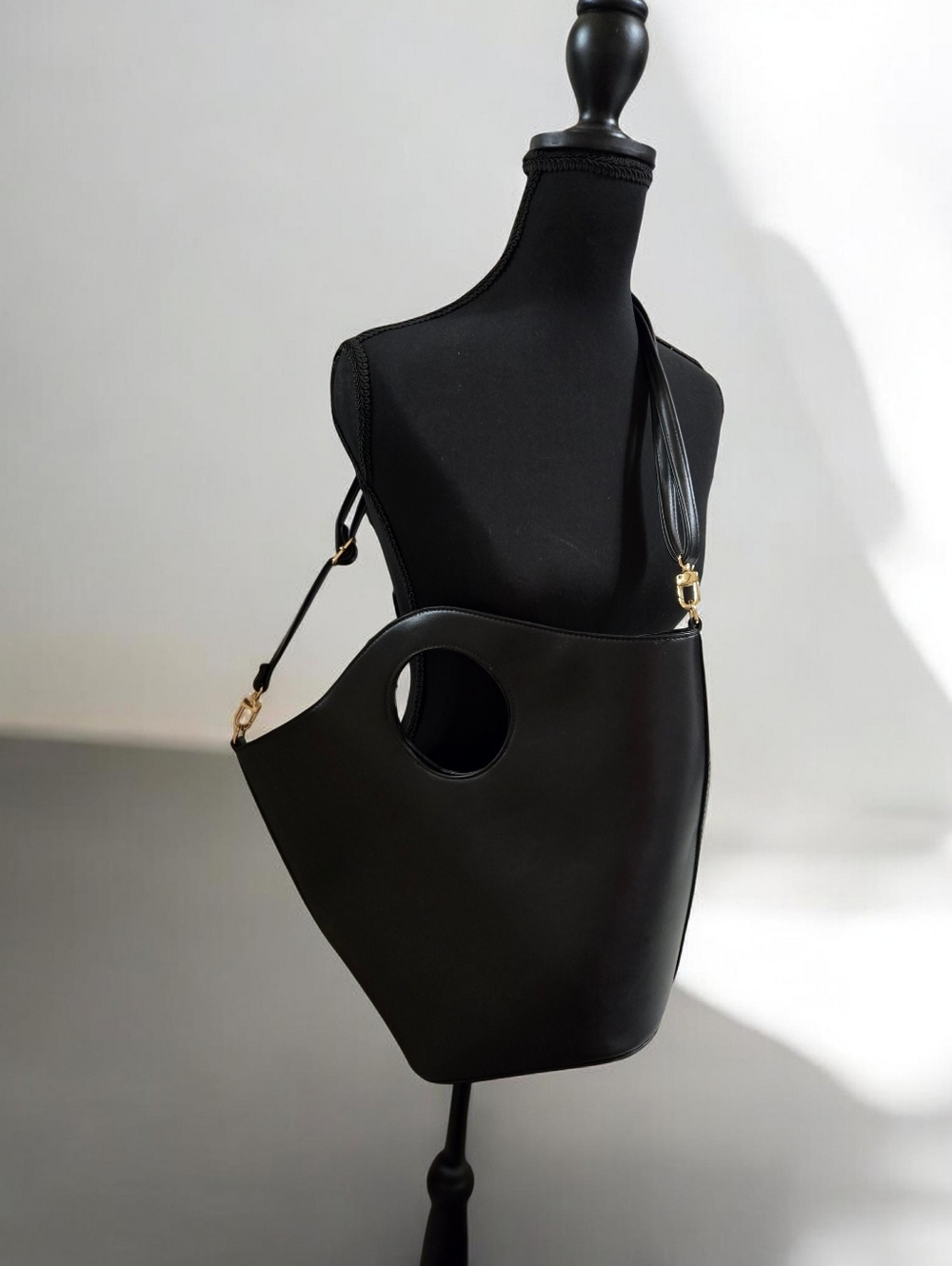A New Day Tote Bag With Magnetic Closures EUC!